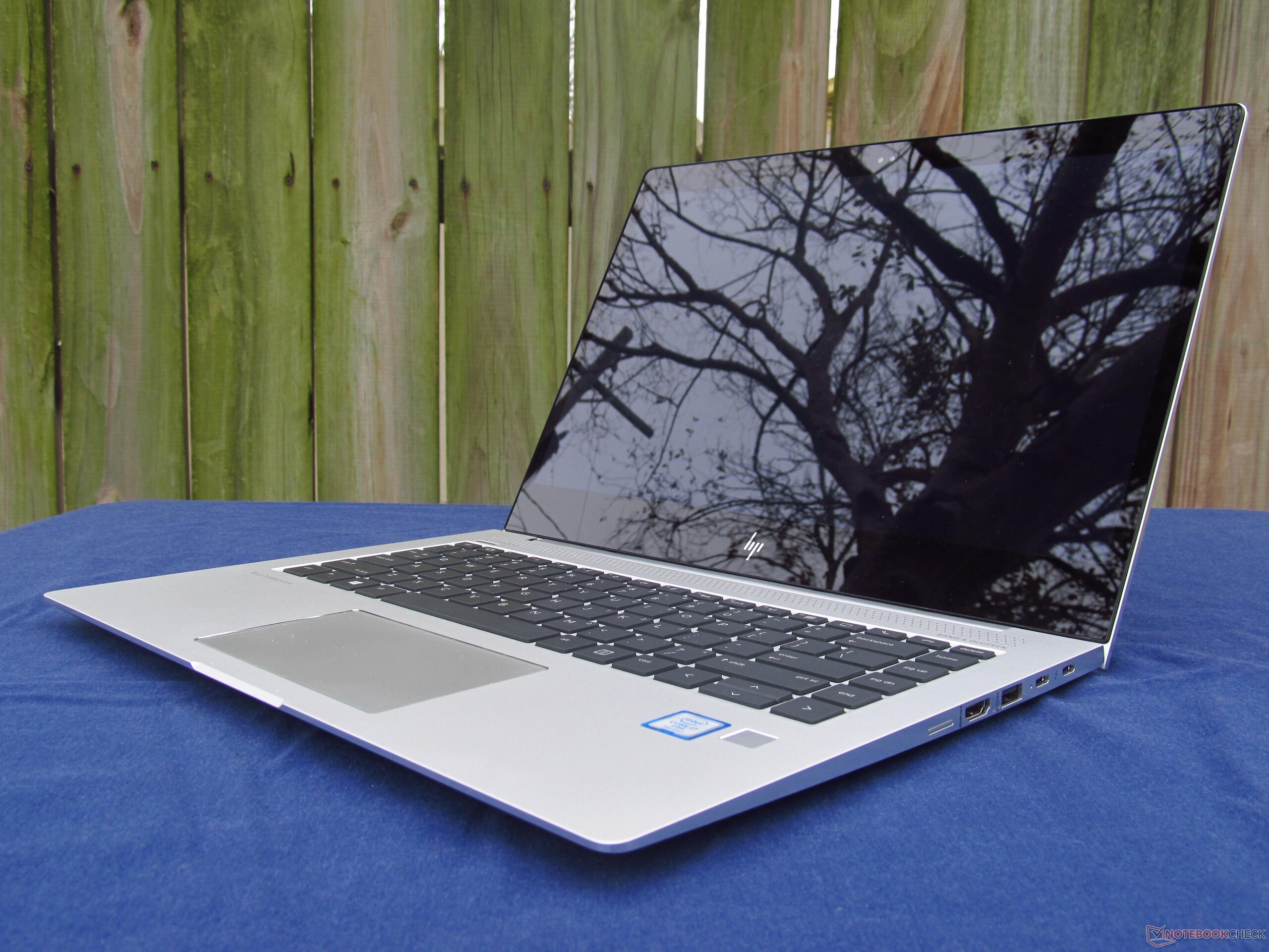 HP EliteBook 1040 G4 - صورة 4 - إتش بي